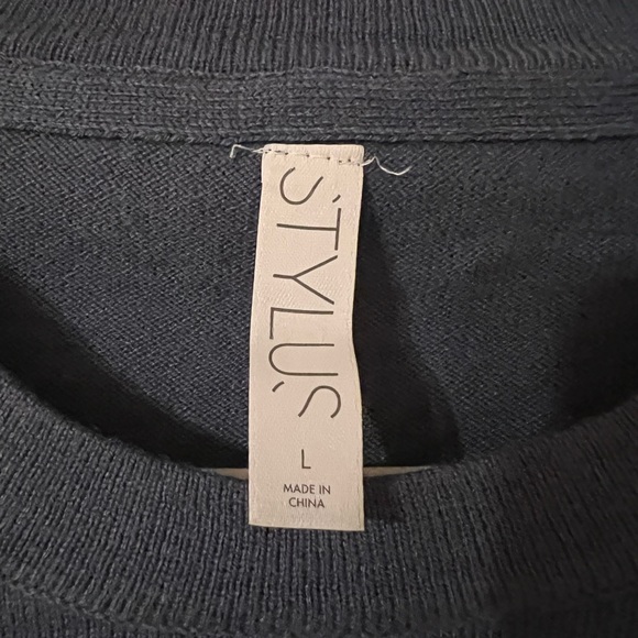 Stylus Men’s Sweater - Picture 3 of 5